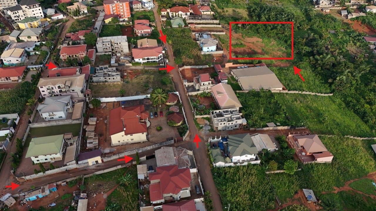 Vue aérienne du terrain à vendre à Odza, Yaoundé
